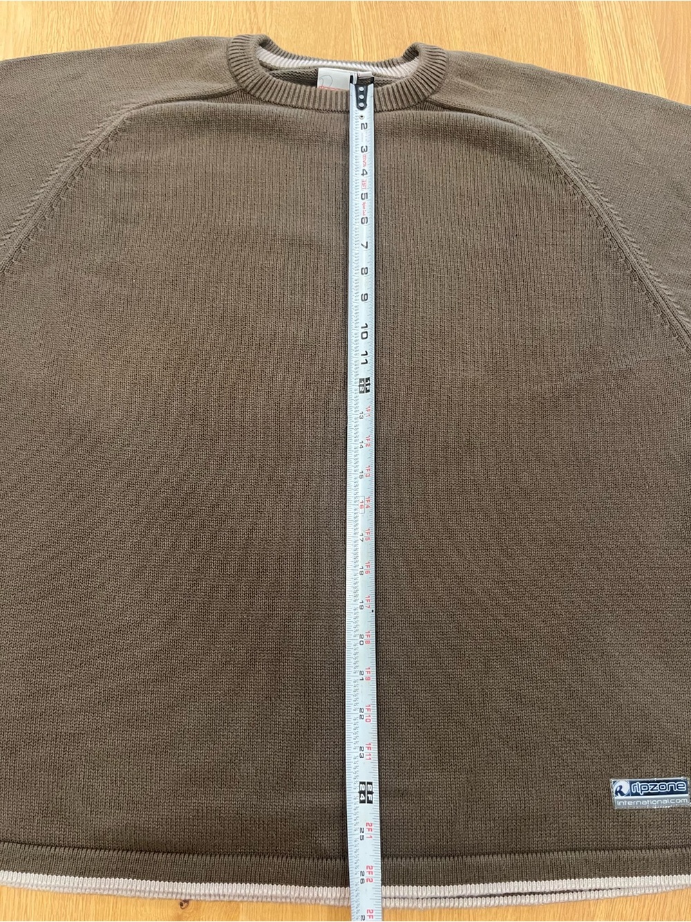 Men's Crewneck Sweater in Olive with Contrast Trim - Picture 4 of 8